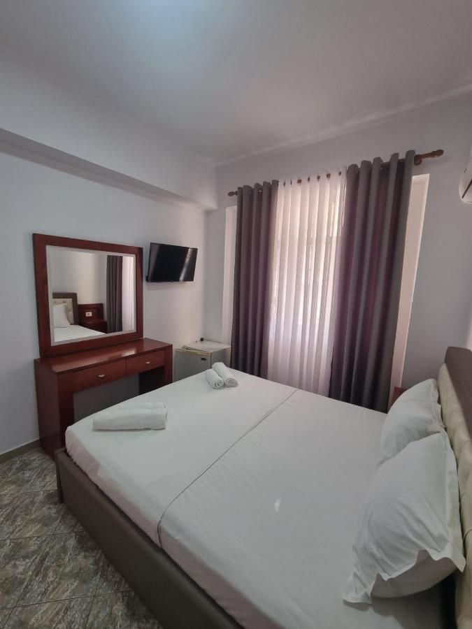 Ideal Apartments & Rooms Sarande Exterior photo